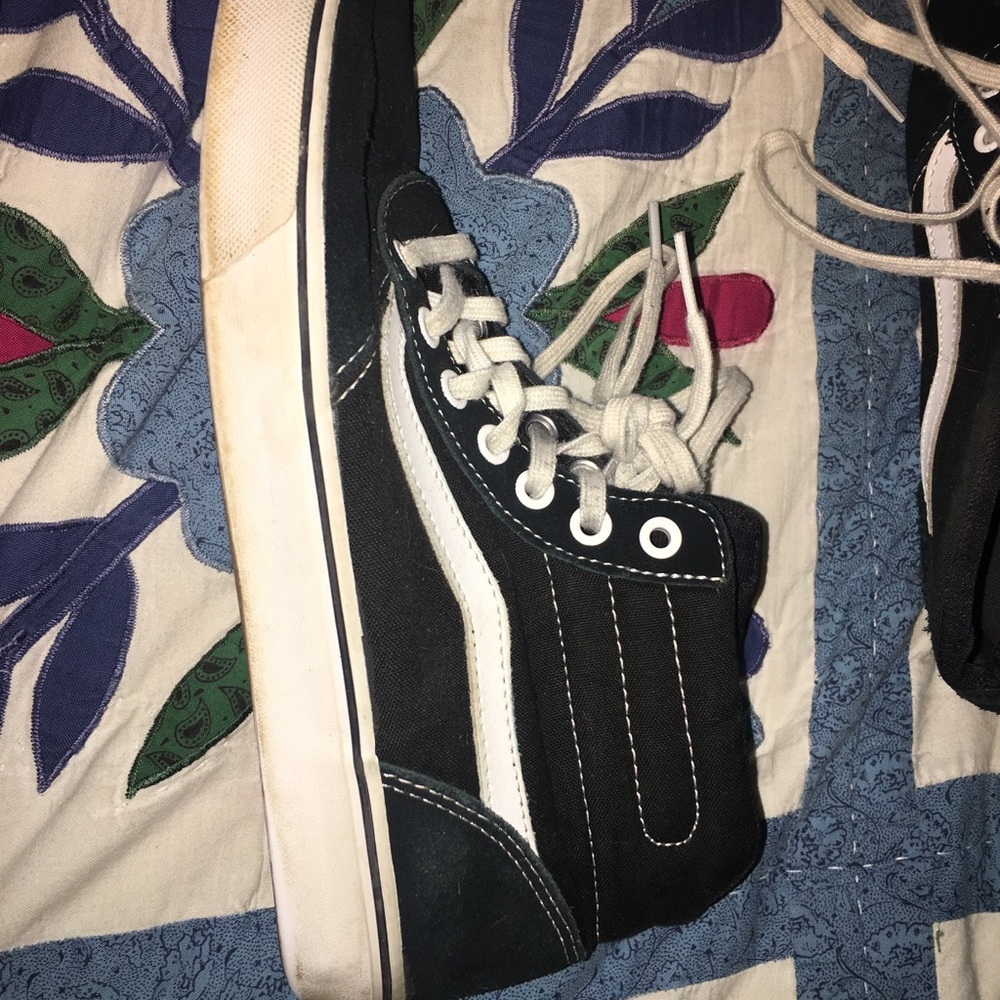 VANS CANVAS AND SUEDE HIGHTOP